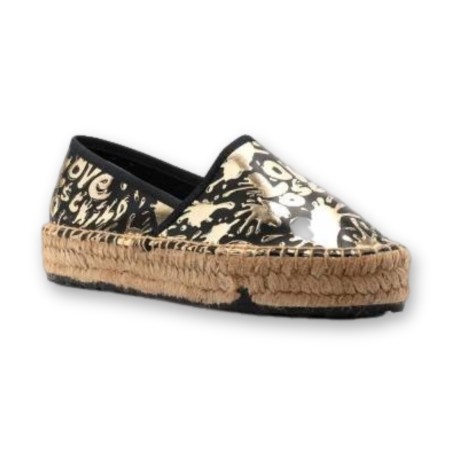AMO LOS ZAPATOS MOSCHINO