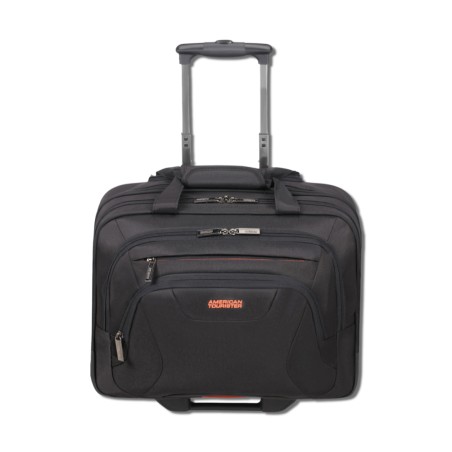 Bolsa con ruedas American Tourister en acción